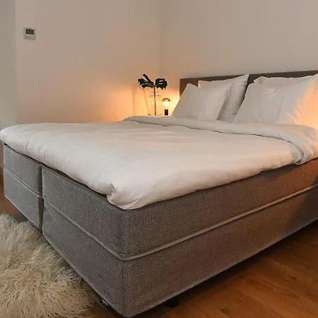 Hotel Brasserie De Kaai Steenbergen (North Brabant)