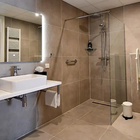 Hotel Brasserie De Kaai Steenbergen (North Brabant)